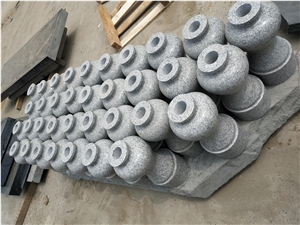 Tombstones" Vase Sesame White Vase Big Grey Vase
