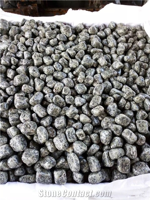 Tumbled Sunset Gold Granite Cobble Paver Light Gre