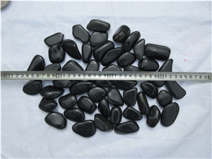 China Black Polished Pebbles River Stone Paving