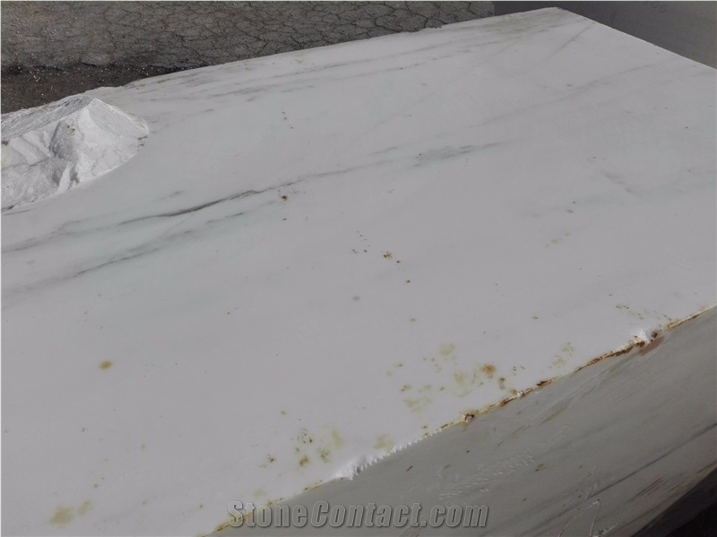 Calacatta Cremo Marble Blocks