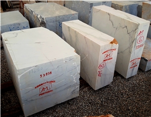 White Calacatta Portugal Marble Blocks