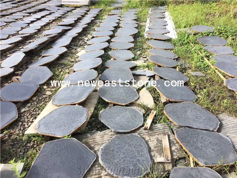 Irregular Round Honed Basalt Steppers Stair
