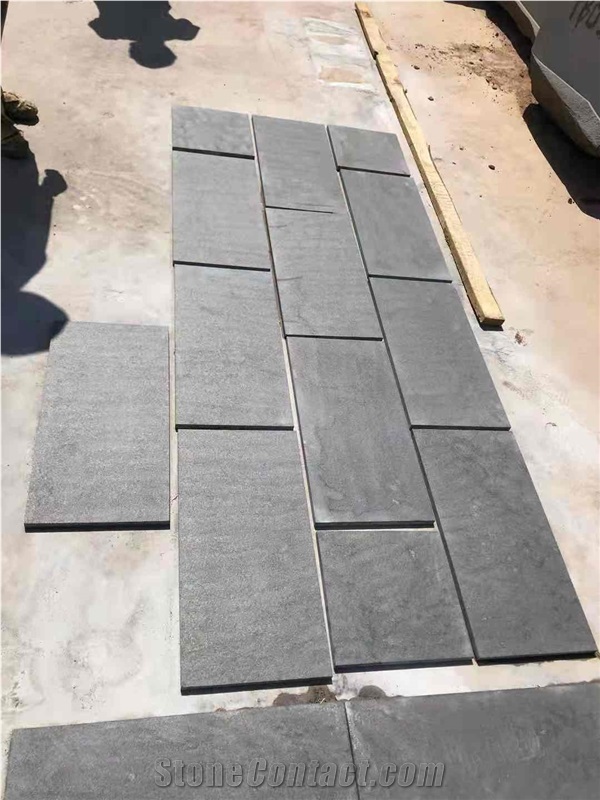 Tanzania Black Granite Flamed Tiles