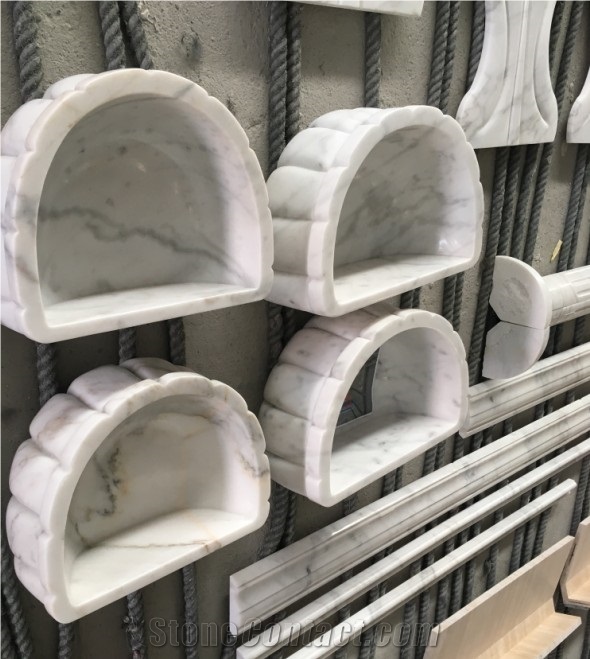 Calacatta White Column/Sauna Pattern