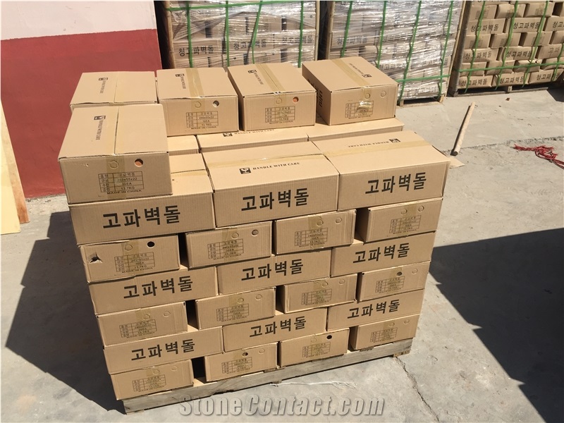 Secondhand Old Reclaimed Bricks Veneer Panels