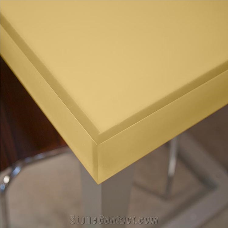 Lightweight Faux Acrylic Sheet Table