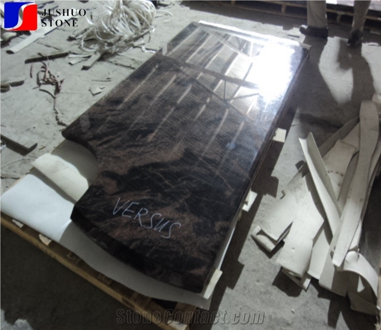 Maentsalae Punainen Granite Tombstone Design