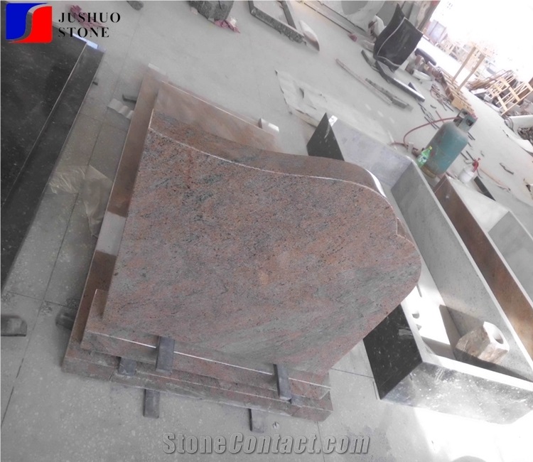 Multicolor Red Monuments, Western Style Tombstone