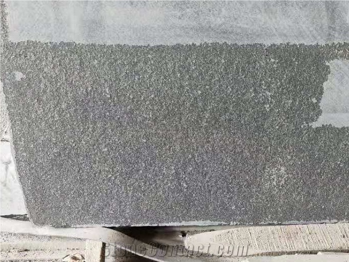 Nero Zimbabwe Granite Absolute Black Flamed Tiles