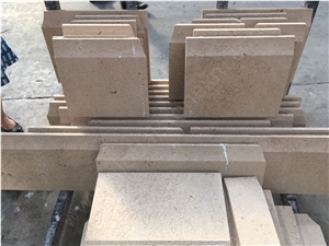 Portugal Beige Limestone Moca Cream Stairs
