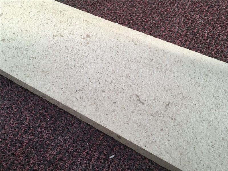 Portugal Beige Limestone Stairs Cut-To-Size
