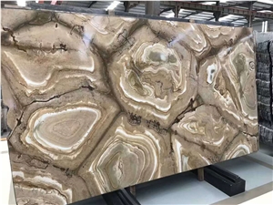 The Luxury Of Stone Quartzite Slabs