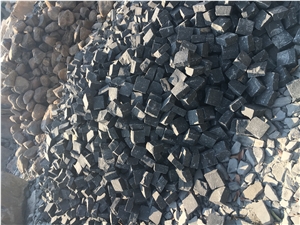Vietnam Black Basalt Cobblestone