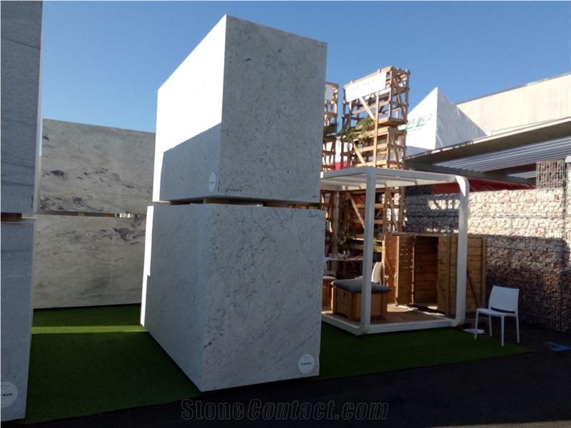St. Andreas Granite Blocks