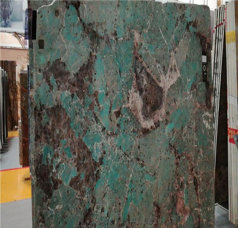 Brazil Green Color and Polished Luxury Stone Slabs