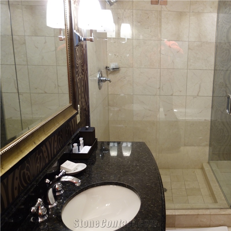 Brazil Verde Cotaxe Granite Polished Countertop