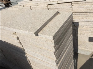 China G682 Rusty Yellow Granite Flooring Tiles