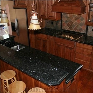 Lundhs Emerald Green Pearl Granite Countertop