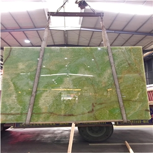 Polished Verde Afghanistan Green Onyx Wall Slabs