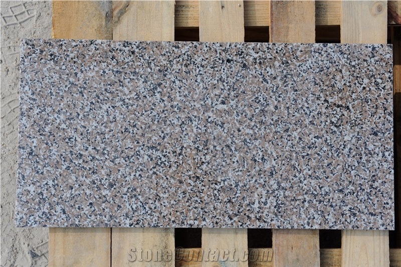 Wulian Red Granite G361 Polished Tombstone Design