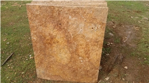 Mourisca Ouro, Pedra Golden Imperial Tiles