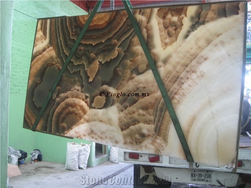 Onyx Velluto Slabs
