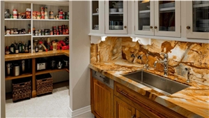 Palomino-Espinella Gold Quartzite Kitchen