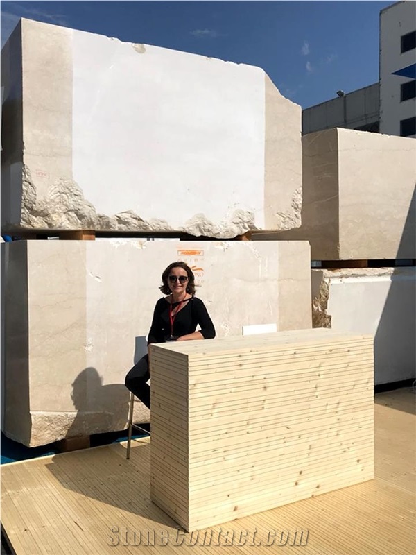 Botticino Classico Blocks
