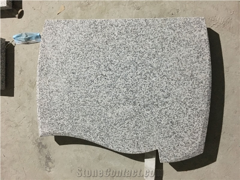 China New G655 White Granite Cemetery Tombstone