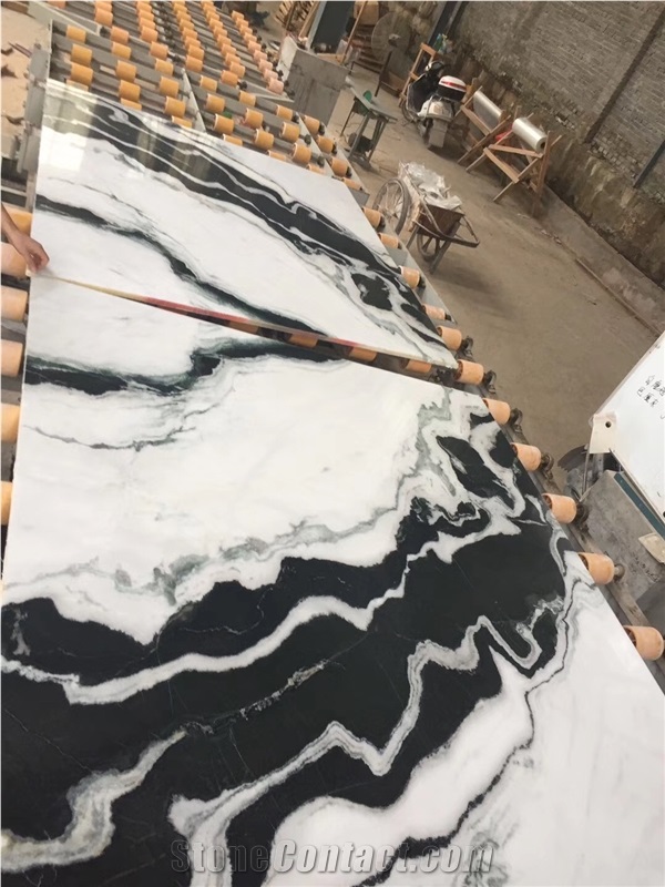 Panda White Random Slab Marble Skirting