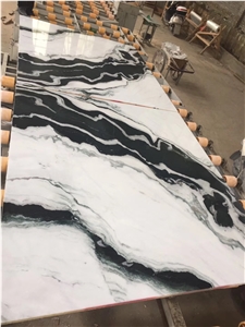 Panda White Random Slab Marble Skirting