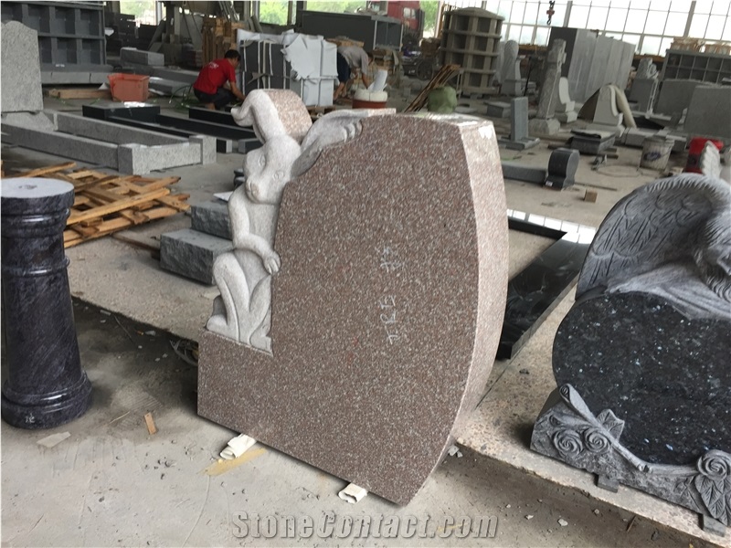 Seashell Pink Rabbit Carving Monument