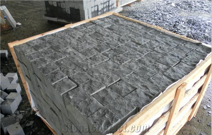 Crazy Paver Flagstone Basalt Organic Stepper