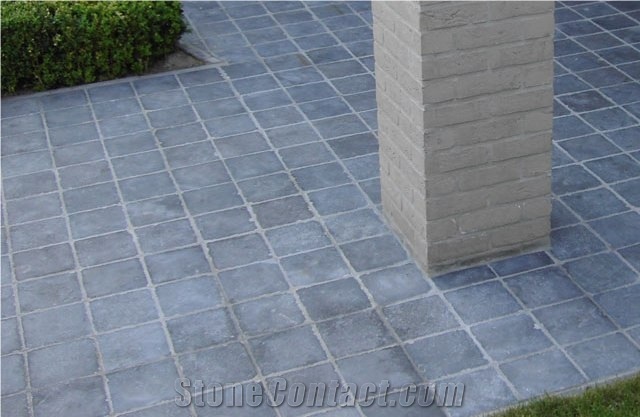 Garden, Courtyard Ground Blue Stone Paving Cobble