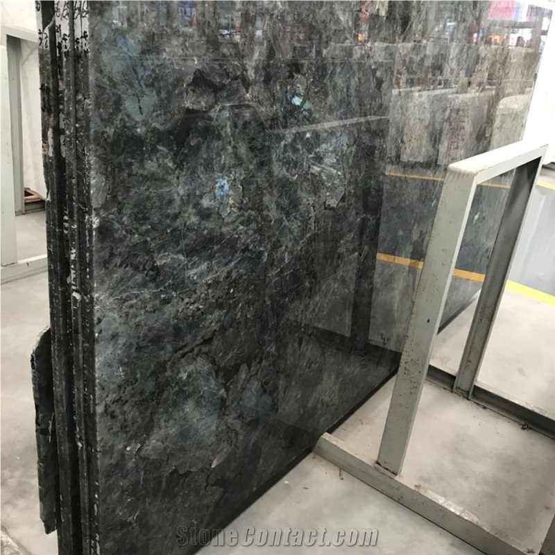 Blue Emerald Granite Polished Slabs and Tiles