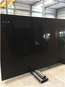 China Artificial Star Black Quartz Stone Slab 5018