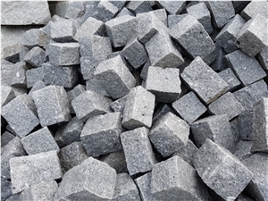 Split Thin Grey Granite Setts