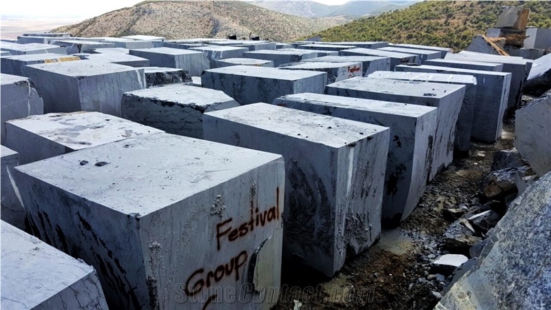 Alexandra Black, Konya Black Marble Block