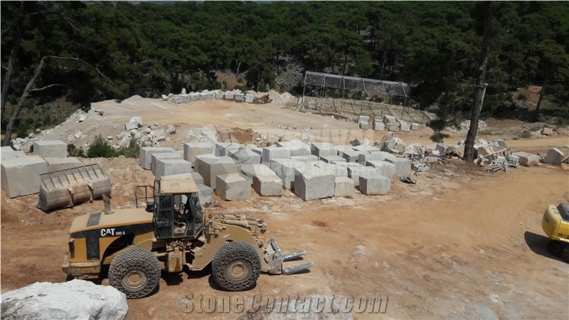 Patara Beige Marble Blocks