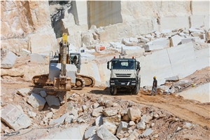 Italian Classic Beige Marble-Botticino Classico Blocks