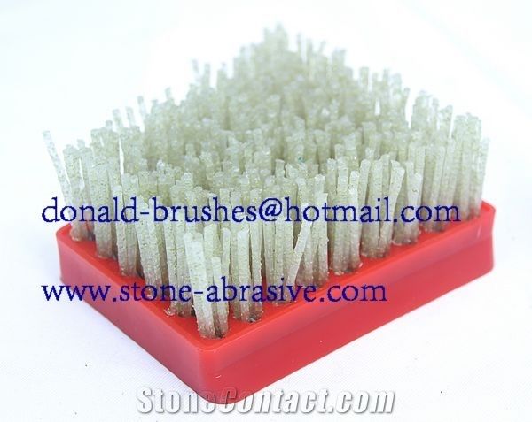 Frankfurt Diamond Brush