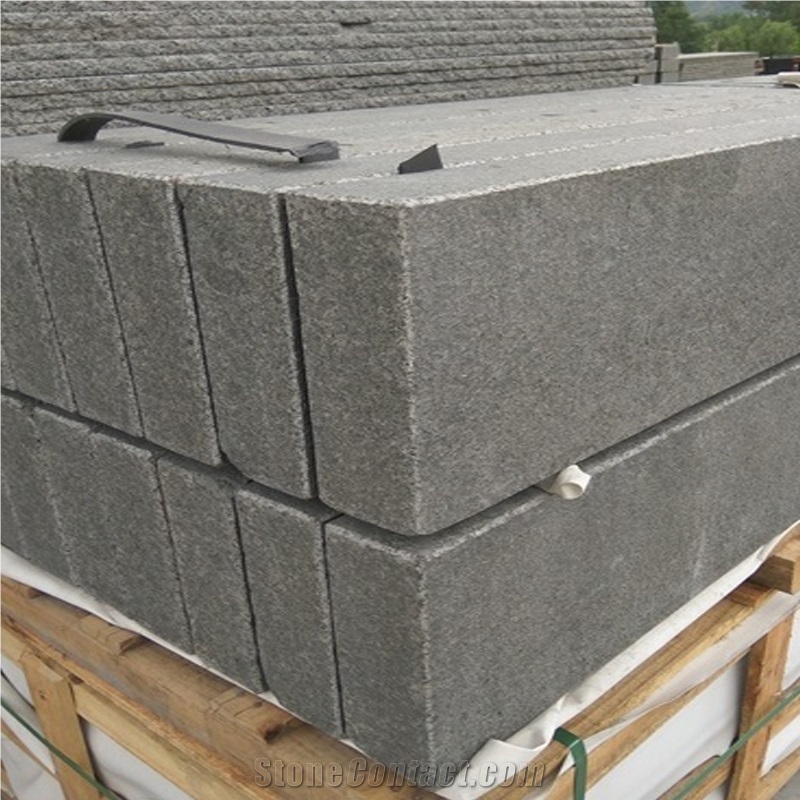 New G684 Black Flamed Paving Kerbstone