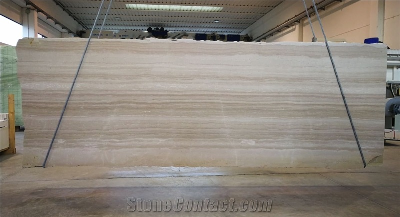 Serpeggiante Classico Trani, Apricena, Silvabella, Beige Marble Slabs