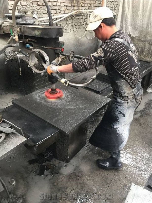 China Black Basalt Tiles Flamed, Mongolia Black Flamed Basalt Tiles