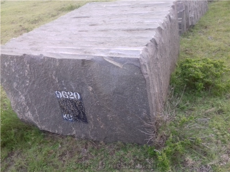 Zimbabwe Black Granite Rough Blocks and Quarry Stone