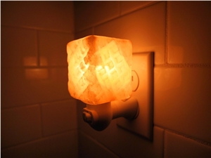 Himalayan Natural Salt Lamps & Crafts