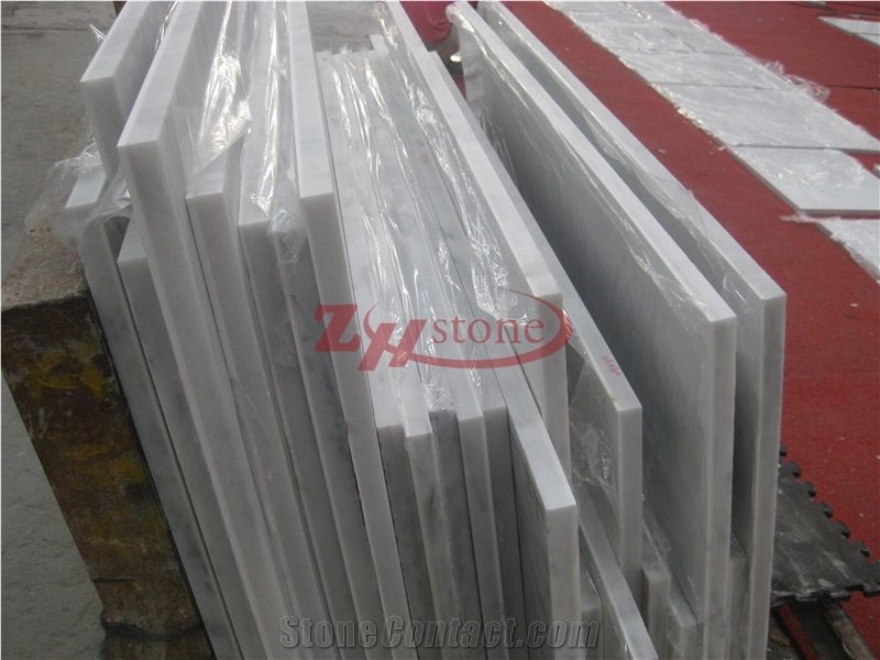 Honeycomb-Backed Statuary Marble Aluminated Stone Panel