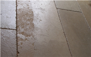 French Limestone Pierre De Limeyrat Tiles - Brushed Finishes