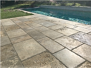 French Limestone Pool Coppings (Pierre De Limeyrat) - Exemples