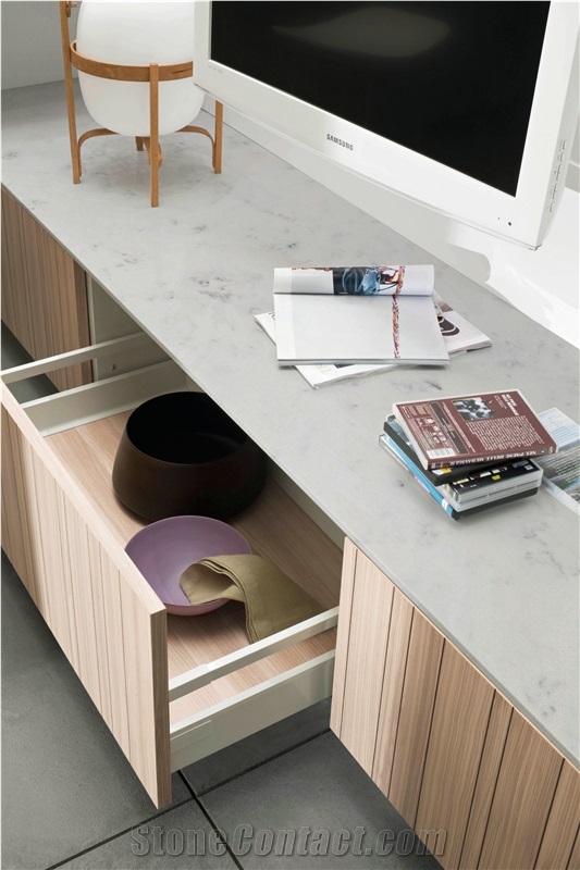 Carrara White Quartz Stone Customized Kitchen Countertops & Worktops